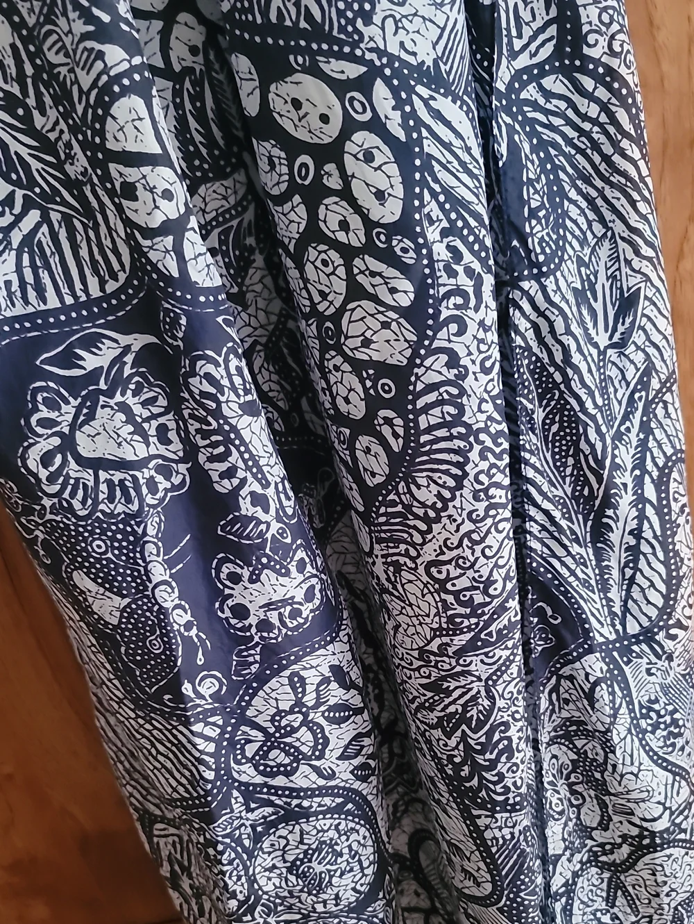 100% Silk Lightweight Oversized Scarf